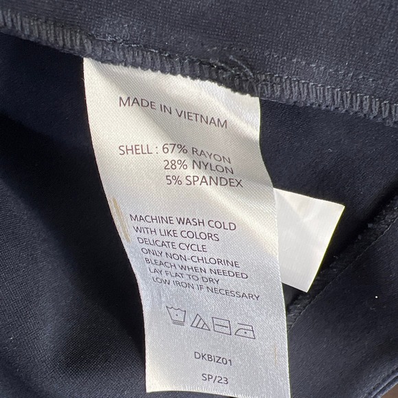 QUINCE Navy Ultra-Stretch Black Ponte Blazer NWT Size XS - Picture 13 of 13